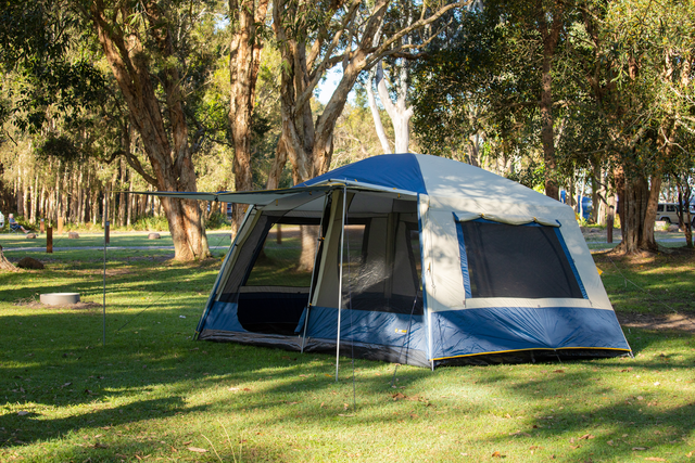Hightower Mansion 10 Person Tent