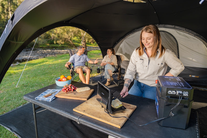 Shop the 4.2 Blockout® Shade Dome with Sun Wall | OZtrail